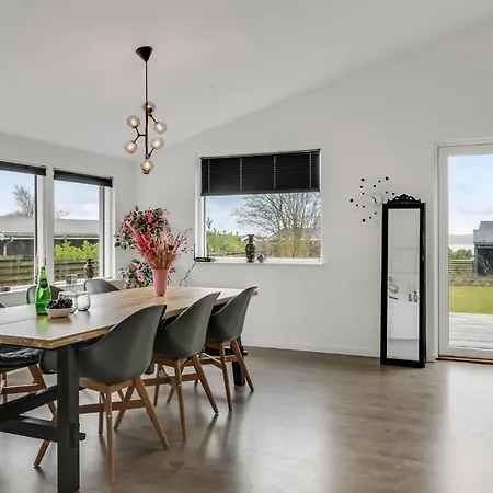 Casa de Férias Luxurious In Ølsted
